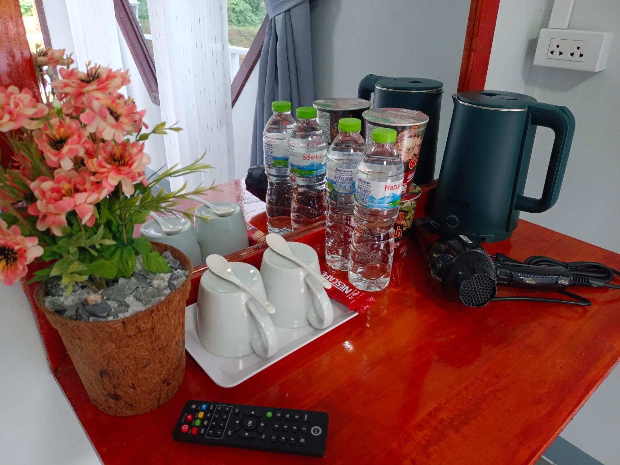 Boat And House Resort Khao Kho Ruang foto