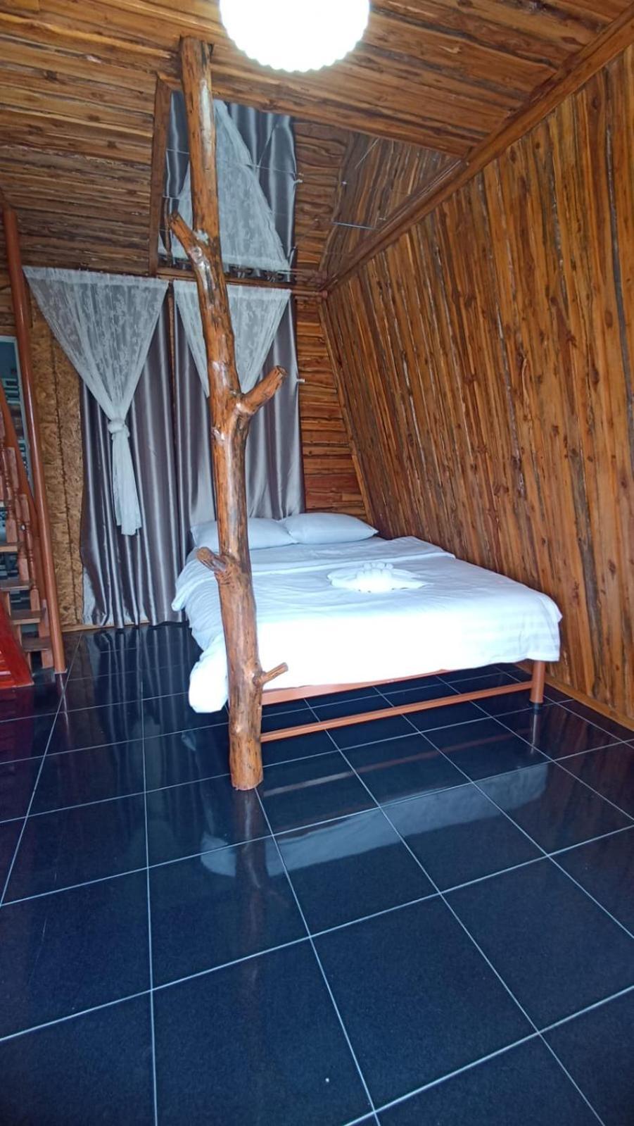 Boat And House Resort Khao Kho Bagian luar foto