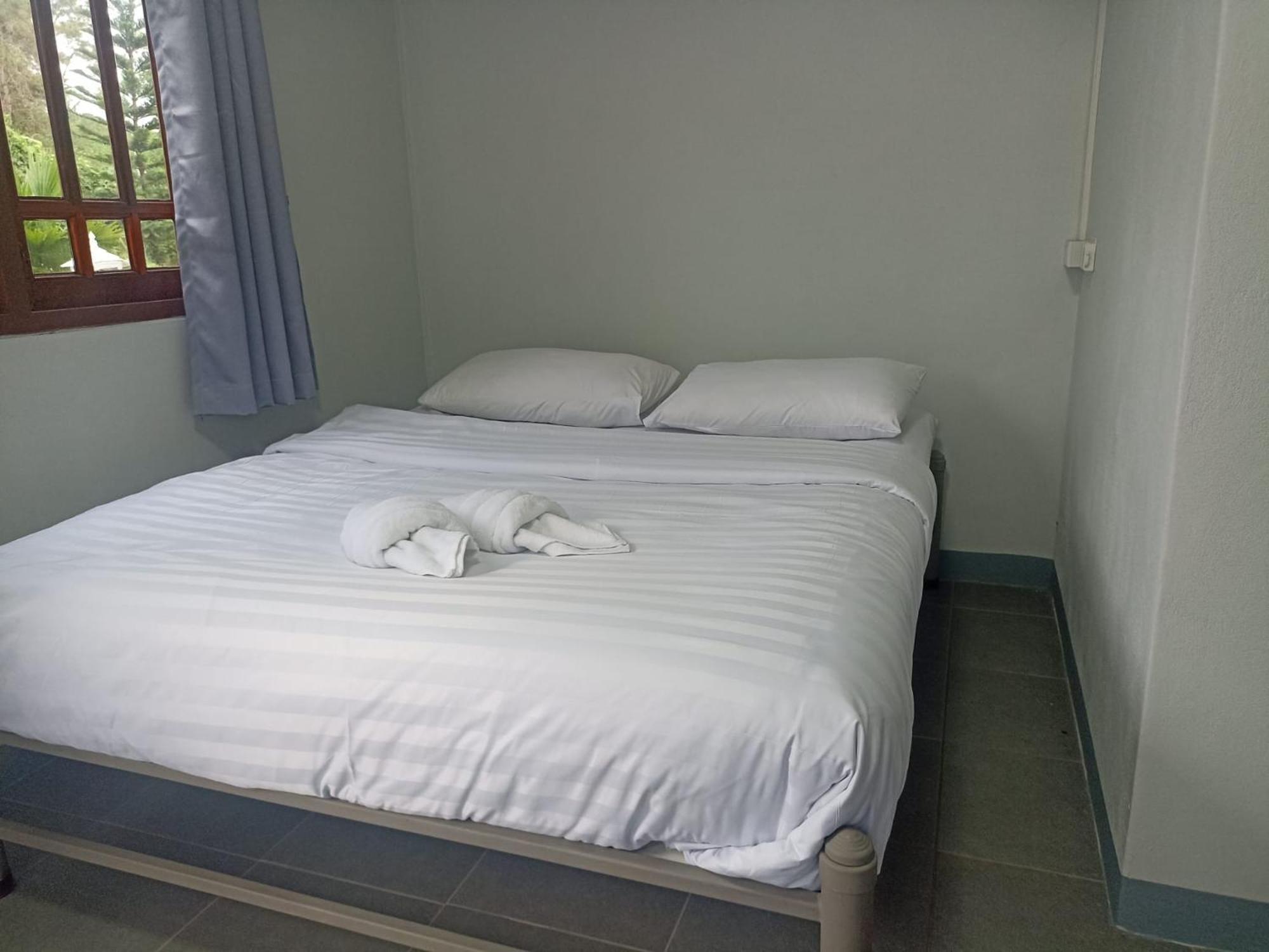 Boat And House Resort Khao Kho Bagian luar foto